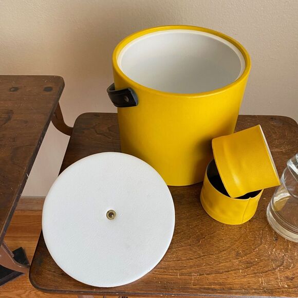 Vintage Yellow Vinyl Ice Bucket w Rocks Glasses Vinyl Cover Bar Set Mid-Century - Picture 4 of 8